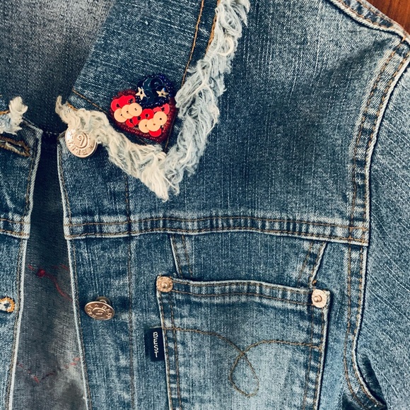 Cool Blue jean jacket with sparkling heart US flag at its back girls age 9 - 10 - Picture 7 of 8